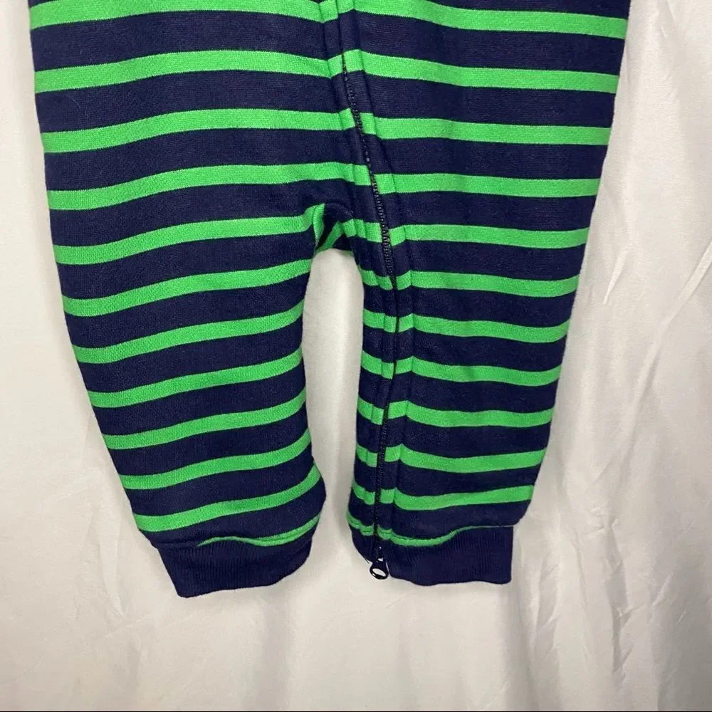 Baby Gap Hooded Onsie Size 6-12months